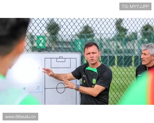 国安官宣拉米罗暂掌教鞭塞蒂恩疑因内部矛盾下课风波再起 国安官宣拉米罗暂掌教鞭塞蒂恩疑因内部矛盾下课风波再起